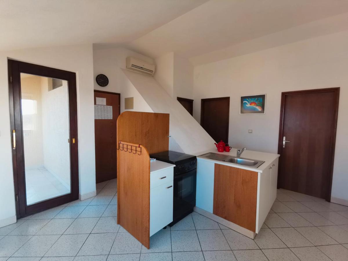 Villa Ela Postira Exterior foto